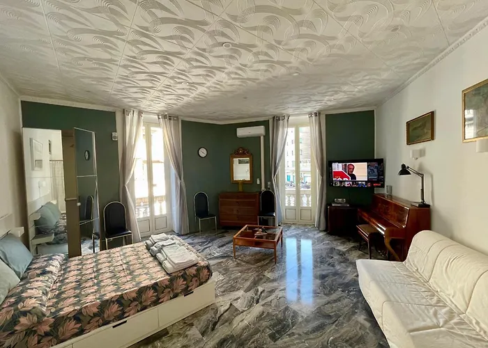 Home Nolo o 4 Rooms 11 Beds